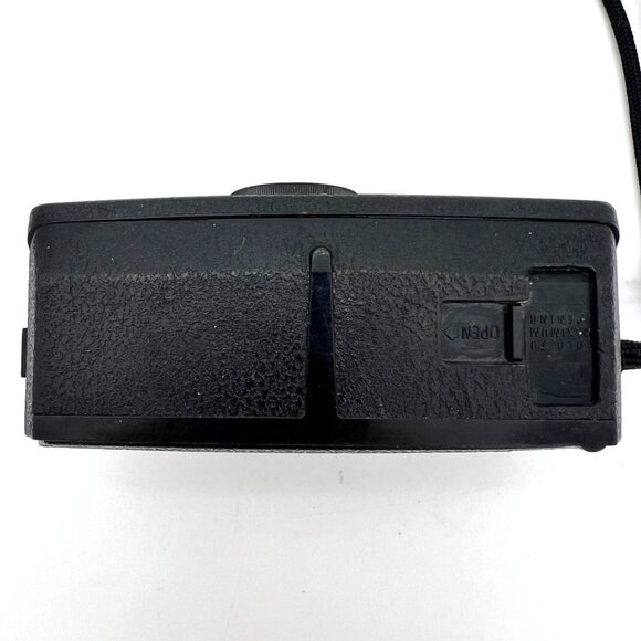 Kodak Instamatic 44 Camera Made In USA Black Vintage (UNTESTED) - Picture 4 of 12